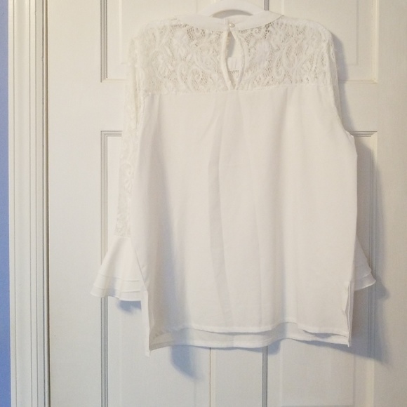 Clothes - Picture 3 of 3